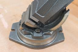 Тиски станочные Stalex QHK160 - 4
