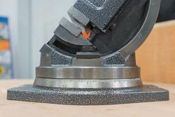 Тиски станочные Stalex QHK100 - 5